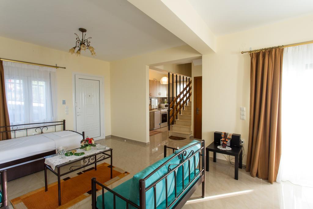Villa Vera Ayios Nikitas Bagian luar foto
