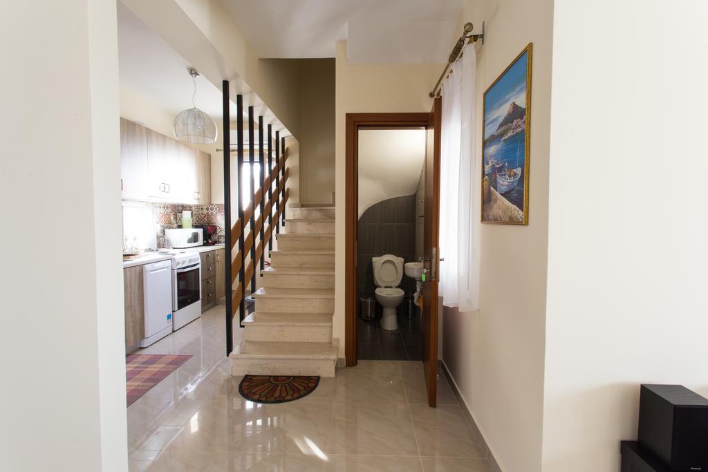 Villa Vera Ayios Nikitas Bagian luar foto