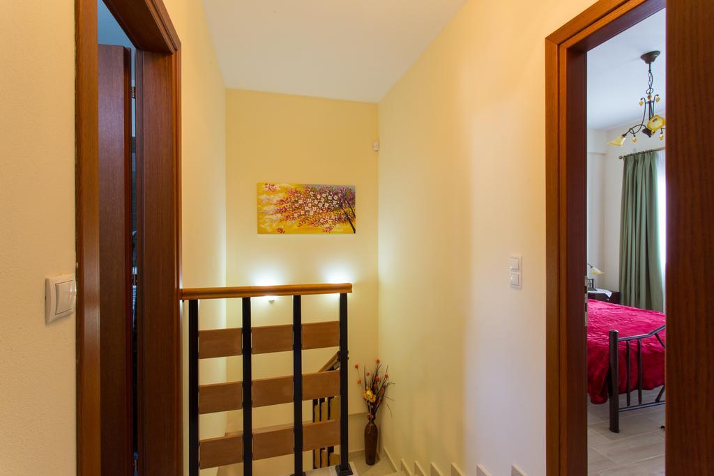 Villa Vera Ayios Nikitas Bagian luar foto