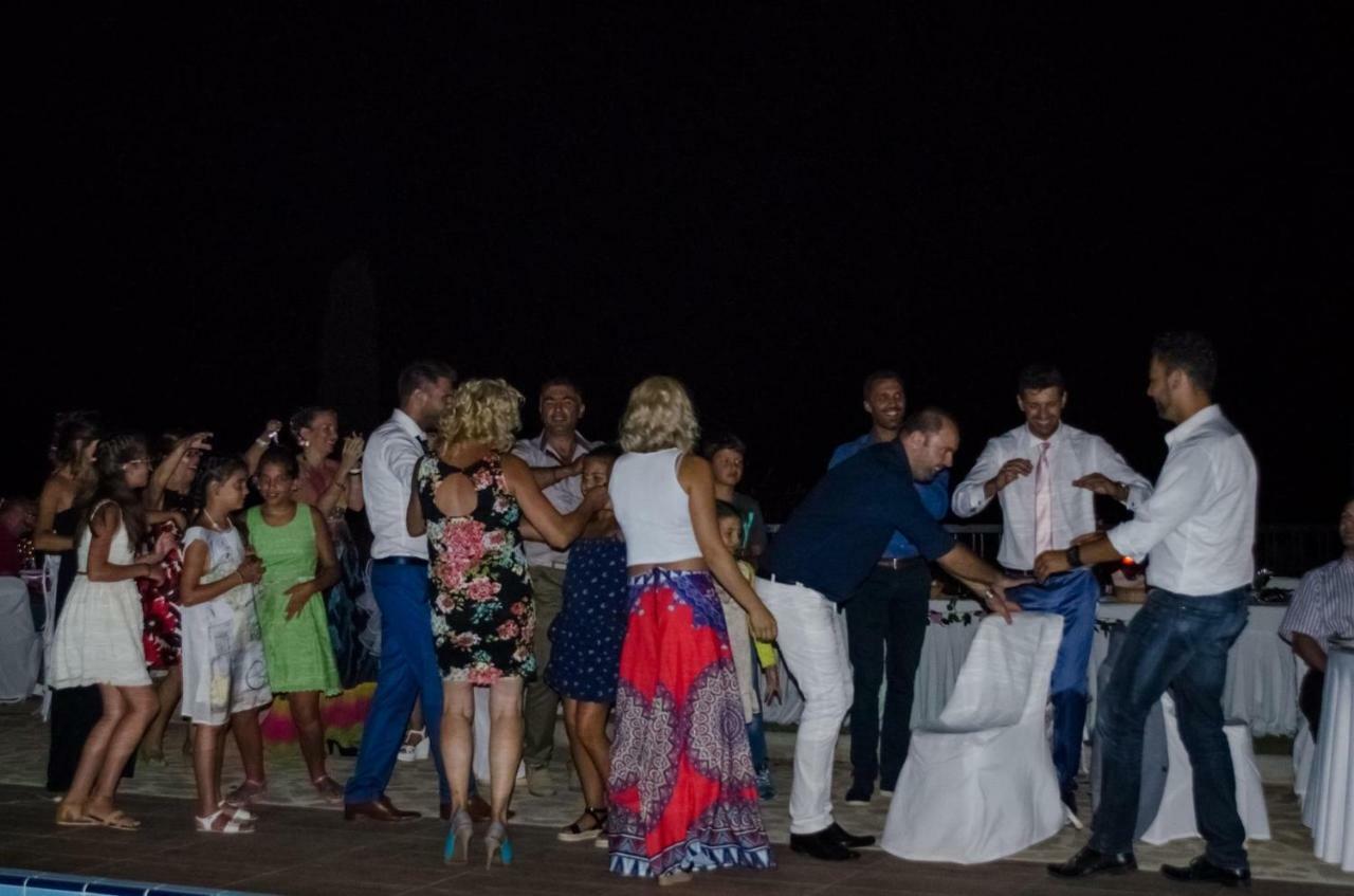 Villa Vera Ayios Nikitas Bagian luar foto